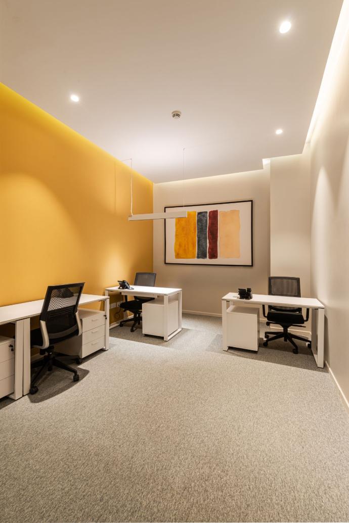 Internal Premium Office
